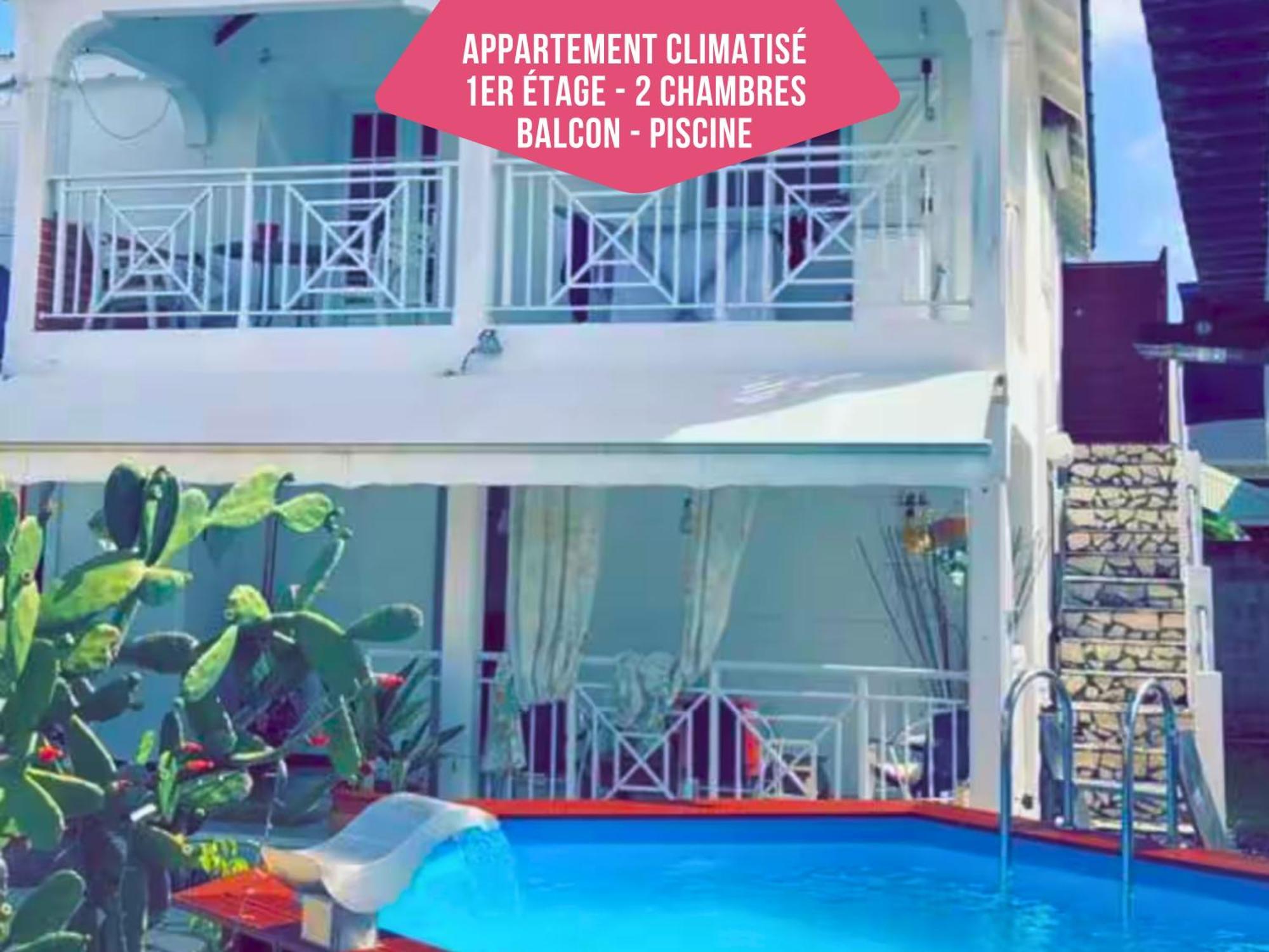 Le Sable Bleu - Evasion Tropicale A Sainte-Anne - Plage 5Min - Piscine - Parking - Logement Climatise - Vue Sur Les Palmiers - Parfait Pour Sejours En Famille Ou Entre Amis Buitenkant foto