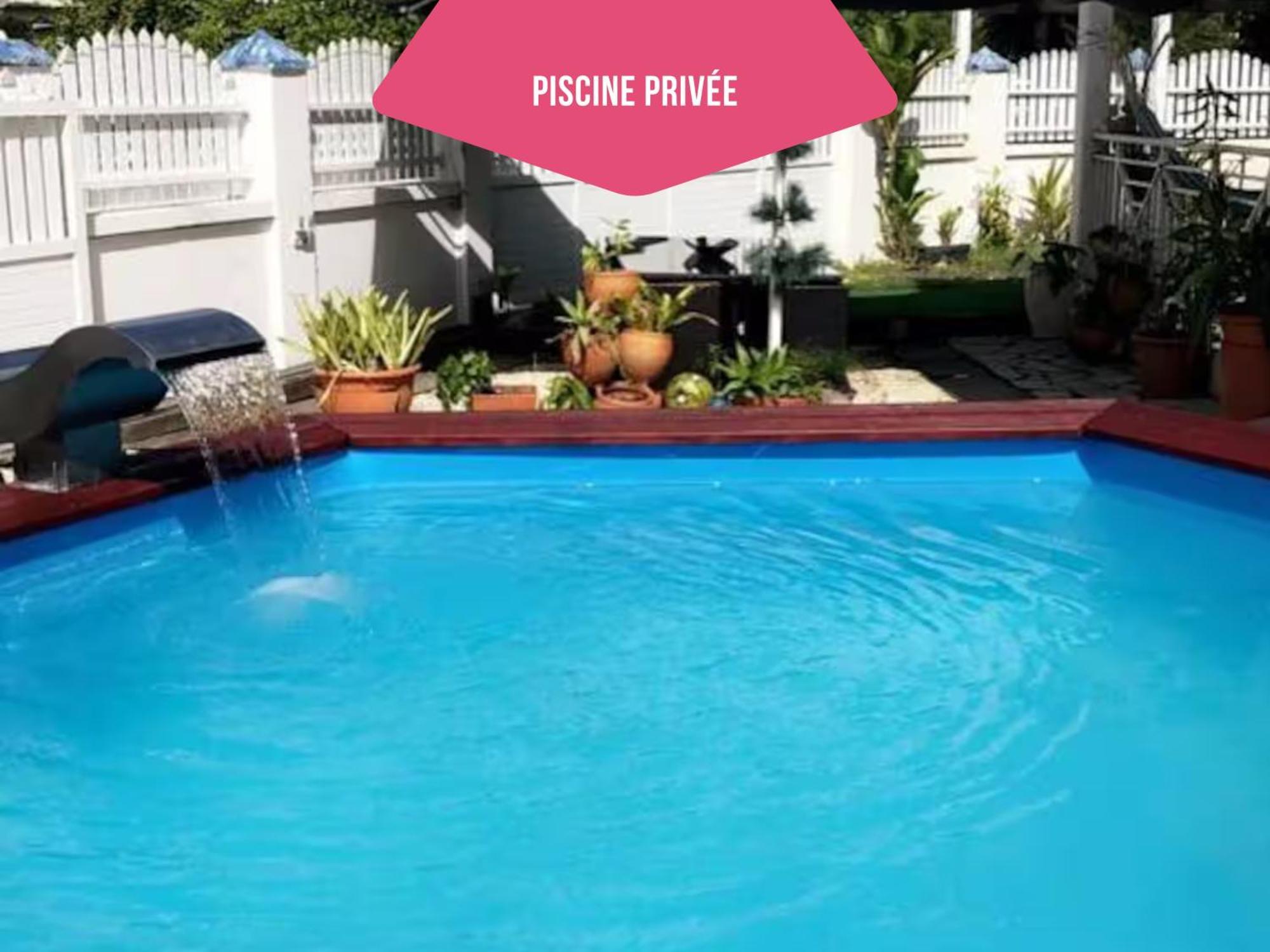 Le Sable Bleu - Evasion Tropicale A Sainte-Anne - Plage 5Min - Piscine - Parking - Logement Climatise - Vue Sur Les Palmiers - Parfait Pour Sejours En Famille Ou Entre Amis Buitenkant foto